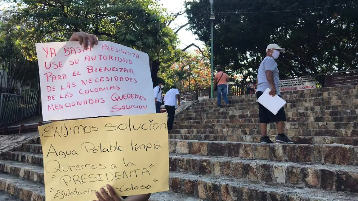 protesta acapulco ayuntamiento